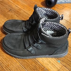 Hey dude booties womens size 9